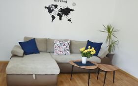 M&M Apartment